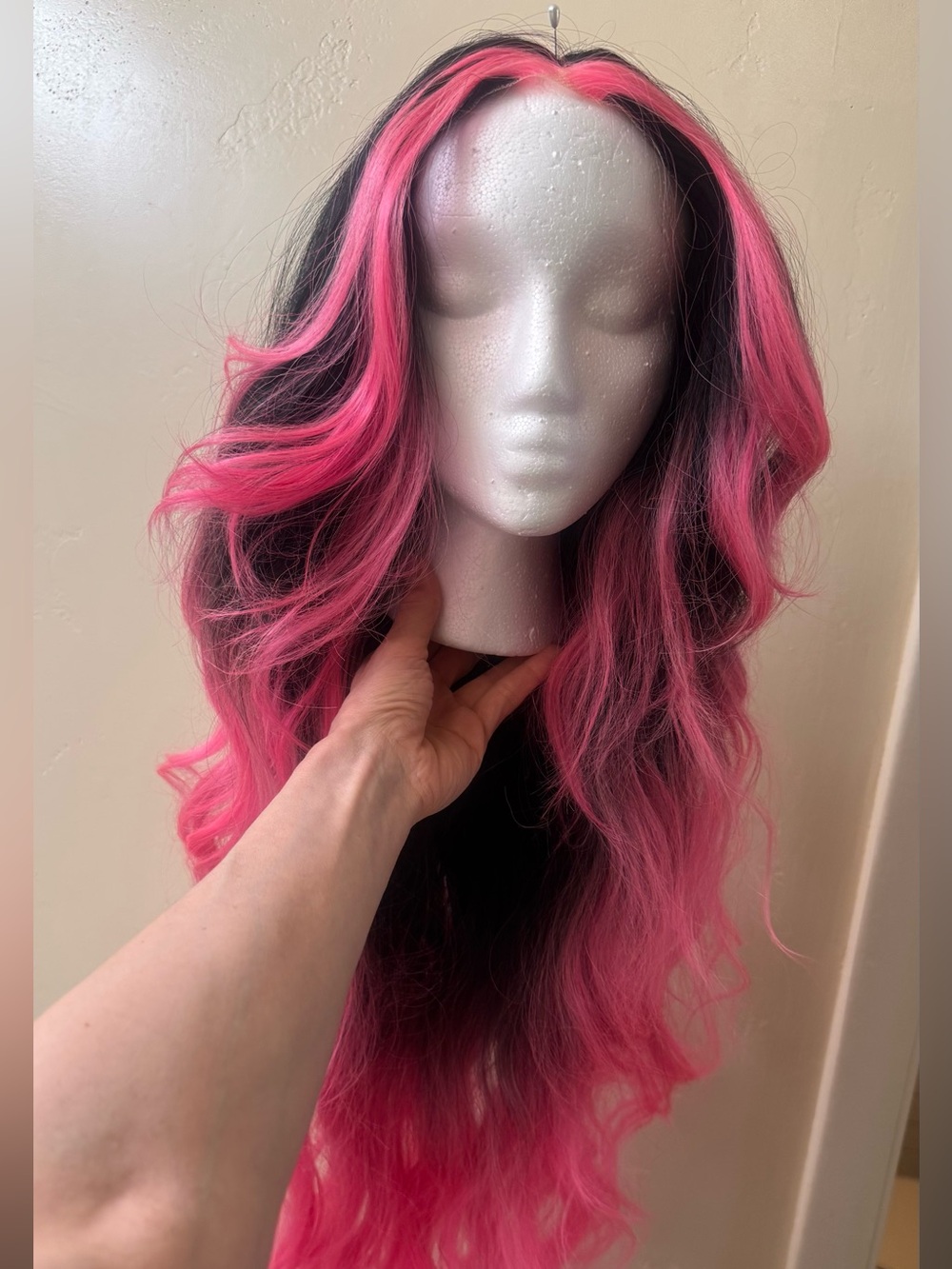Pink Ombre Long Wavy Women’s Synthetic Wig
